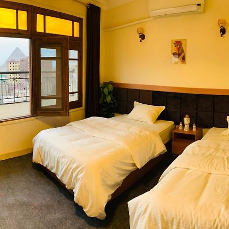 Draz Pyramids View Bed & Breakfast Kafrat al Jabal Bilik gambar