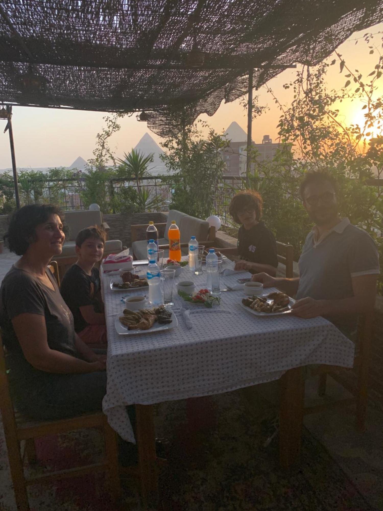 Draz Pyramids View Bed & Breakfast Kafrat al Jabal Luaran gambar